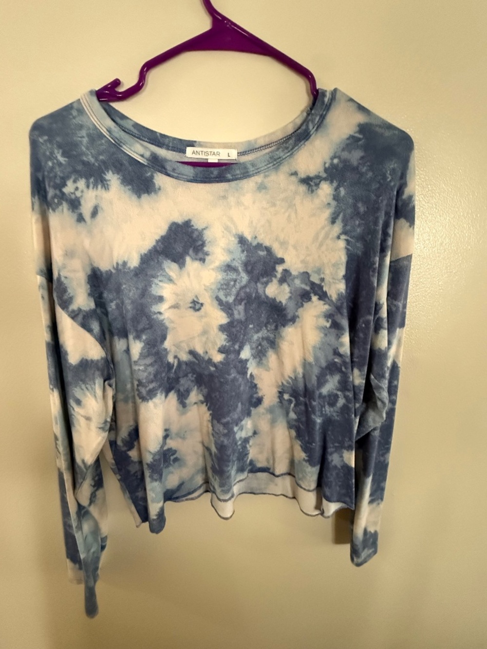 Anistar L blue tie dye crew neck lightweight sweater